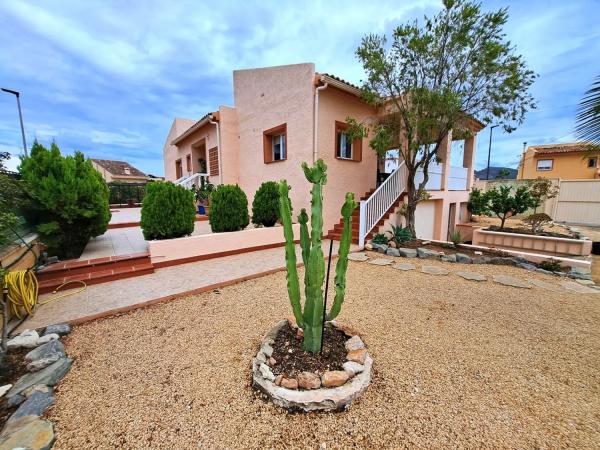 Chalet en Alfaz del Pi Pueblo-Urbanizaciones