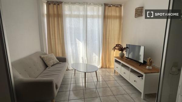 Apartamento completo de 3 habitaciones en Platja de L'Arenal