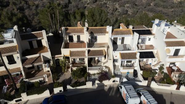 Chalet adosado en avenida Ramblas de Oleza, 331