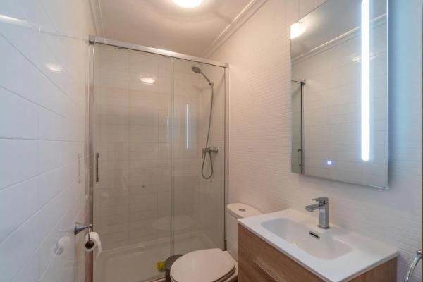 Chalet adosado en calle Cilantro s/n
