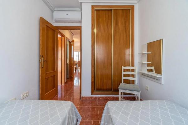 Chalet adosado en calle Cilantro s/n