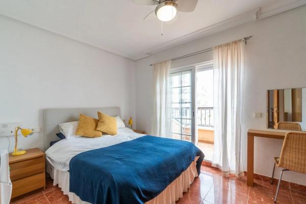 Chalet adosado en calle Cilantro s/n