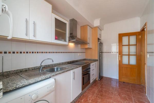 Chalet adosado en calle Cilantro s/n