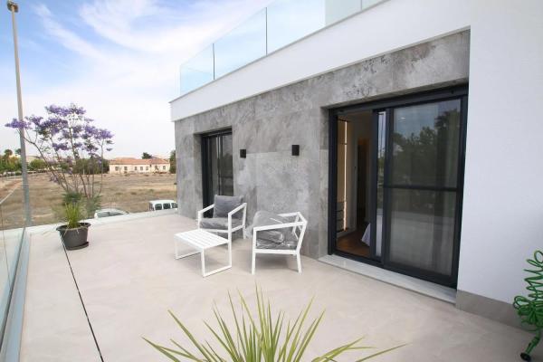 Casa independiente en calle Villajoyosa