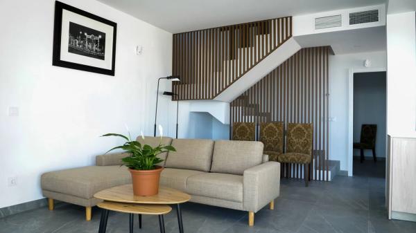 Chalet pareado en venta en calle Mariola, 48