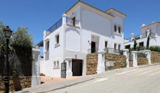 Agent Open House - Villa exclusiva en Estepona