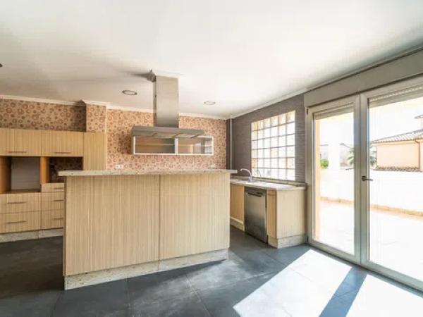 Casa independiente en calle Meridiano s/n