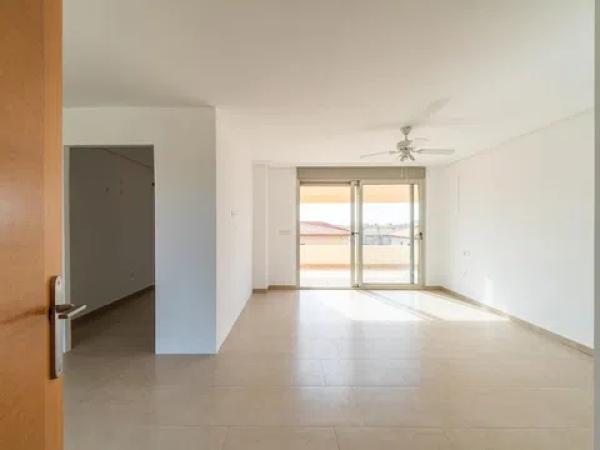 Casa independiente en calle Meridiano s/n