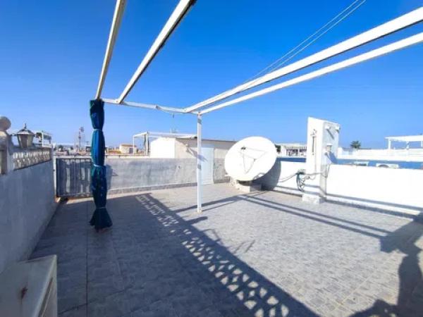 Chalet adosado en calle Aida