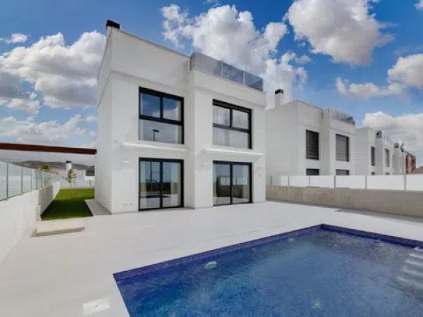 Casa o chalet independiente en venta en calle Llentiscle, 36