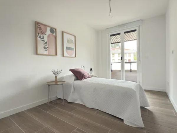 Piso en venta en calle Kalebarren Kalea, 18