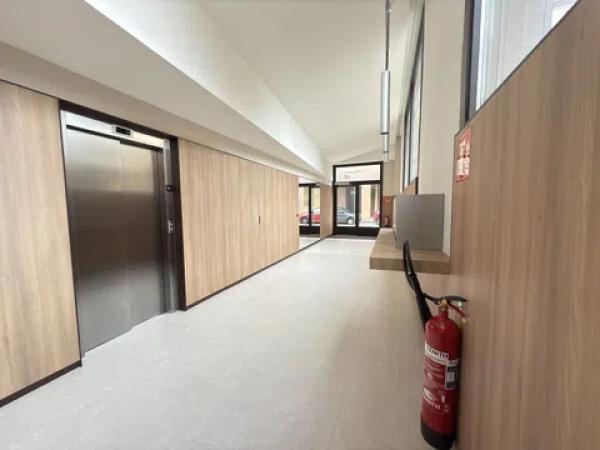 Piso en venta en calle Kalebarren Kalea, 18