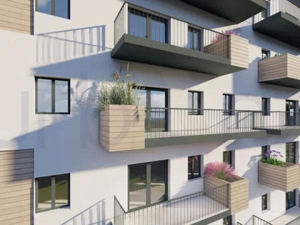 Piso en venta en avenida Molino de la Vega con calle trigueros 52 s/n