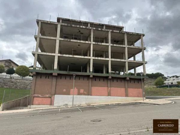 Piso en venta en calle Juan Cadarso Greño, 2