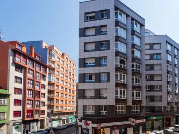 Ático en venta en calle Hermanos Felgueroso, 14