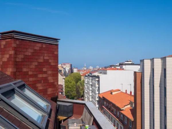 Ático en venta en calle Hermanos Felgueroso, 14