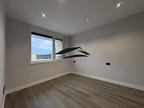Chalet pareado en venta en calle Girasoles, 6