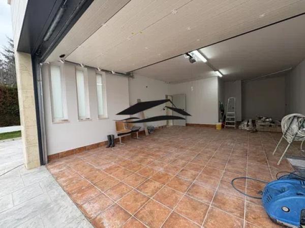 Chalet pareado en venta en calle Girasoles, 6