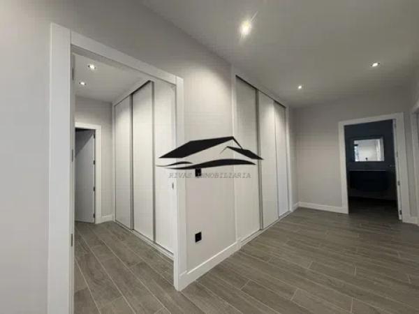 Chalet pareado en venta en calle Girasoles, 6