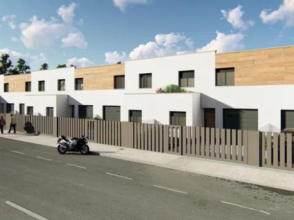Chalet adosado en venta en Jazmín, 2