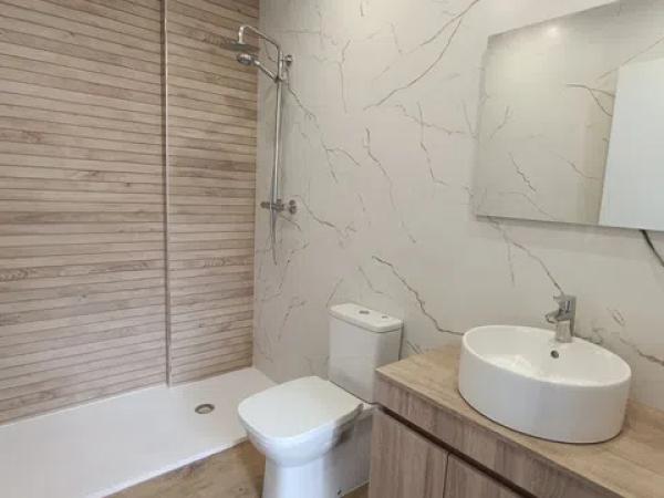 Chalet adosado en venta en Jazmín, 2
