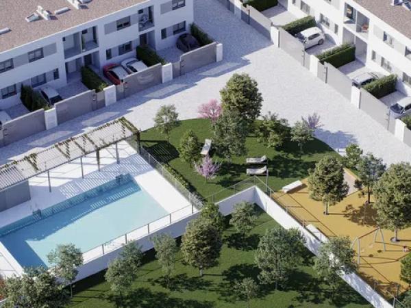 Chalet adosado en venta en del Canto con Calle Pisuerga s/n