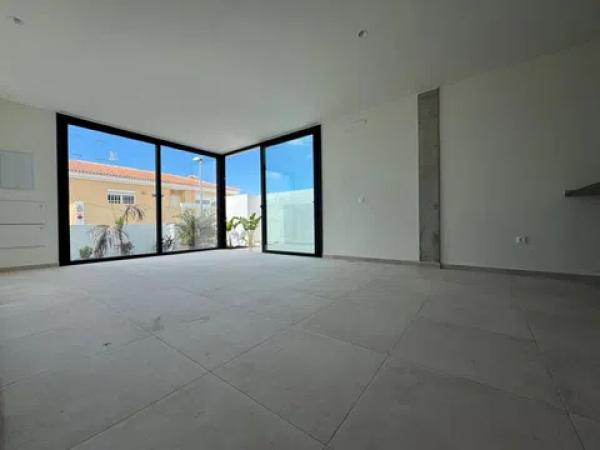 Residencial La Almanzara