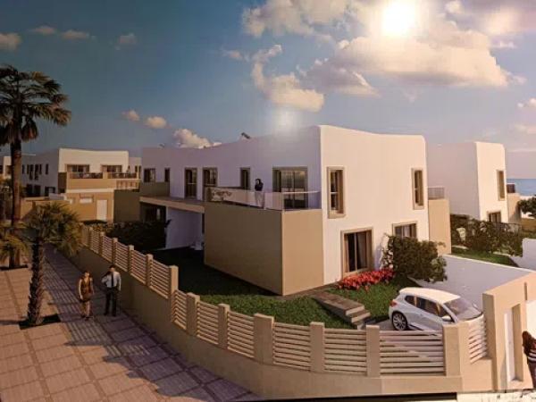Chalet pareado en venta en avenida Juan Carlos I s/n