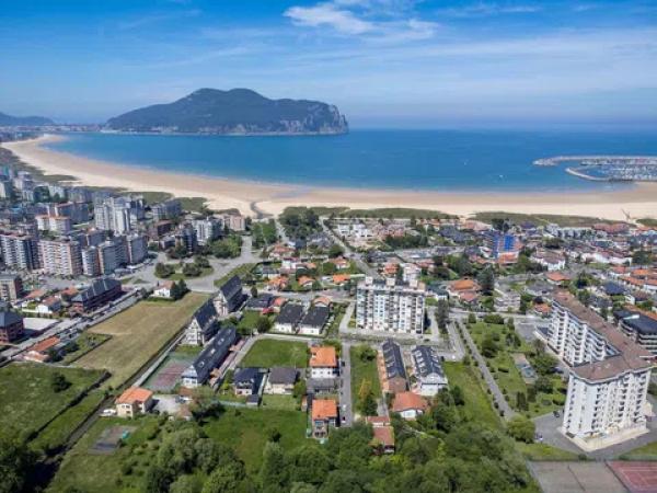Chalet adosado en venta en calle Padre Ignacio Ellacuría, 163