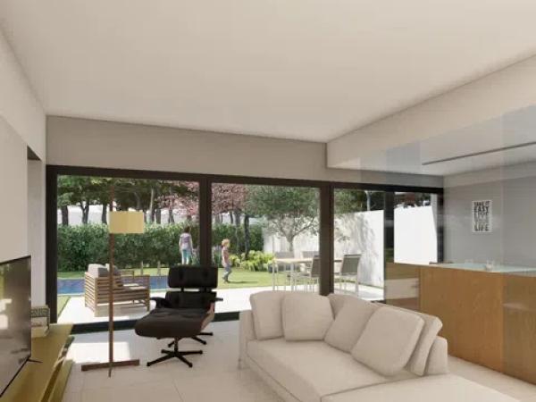 CAMBRILS HALLEY