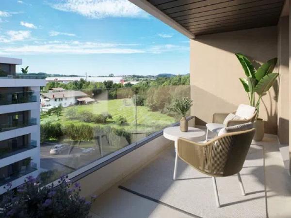Piso en venta en calle Karmelo Etxegarai, 26
