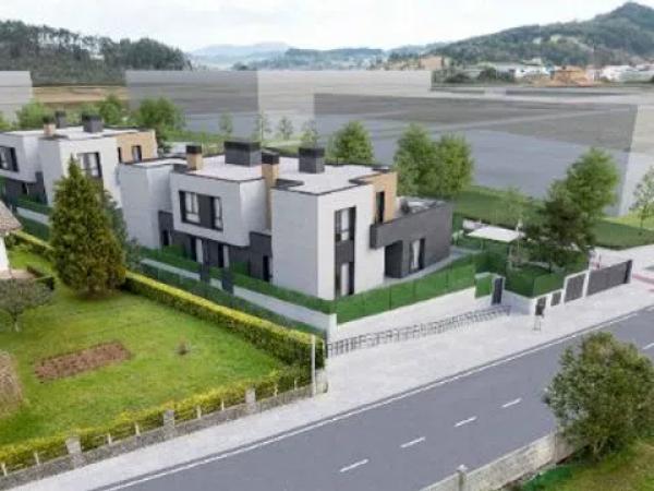 Chalet adosado en venta en calle Gorrondatxe Bidea s/n