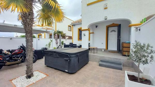 Chalet en Desamparados-Hurchillo-Torremendo