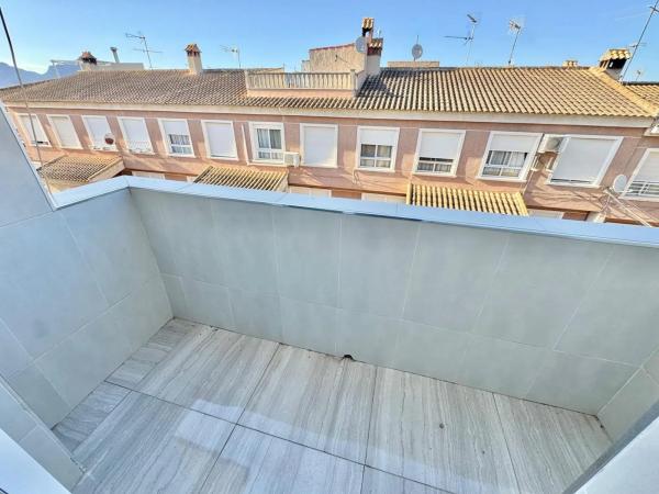 Dúplex en calle la Acequia