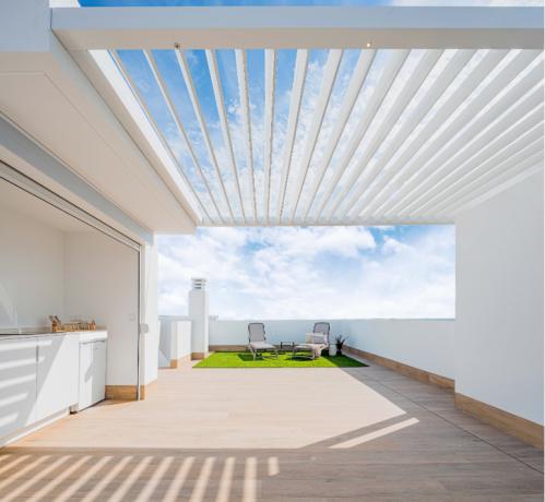 Palm Beach II apart