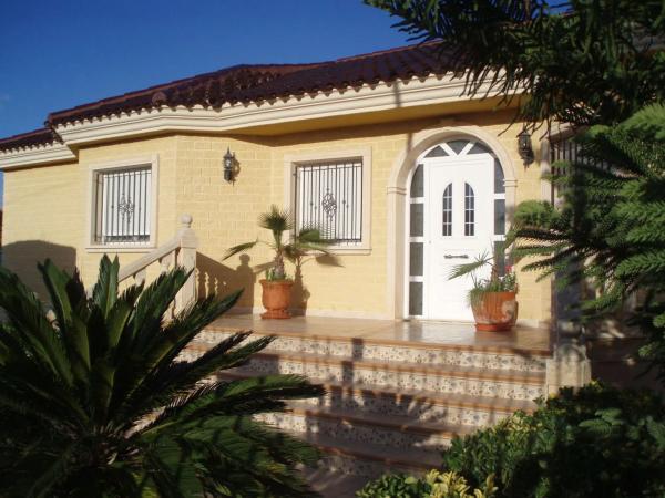 Casa independiente en partida desamparados, 8