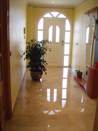 Casa independiente en partida desamparados, 8