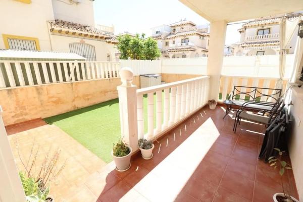 Chalet en Barrio Lomas de Cabo Roig-Los Dolses