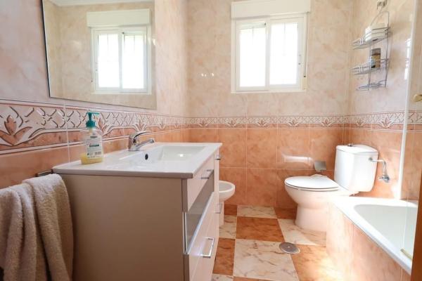 Chalet en Barrio Lomas de Cabo Roig-Los Dolses