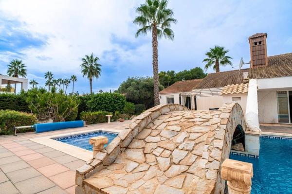 Chalet en Barrio Villamartín-Las Filipinas