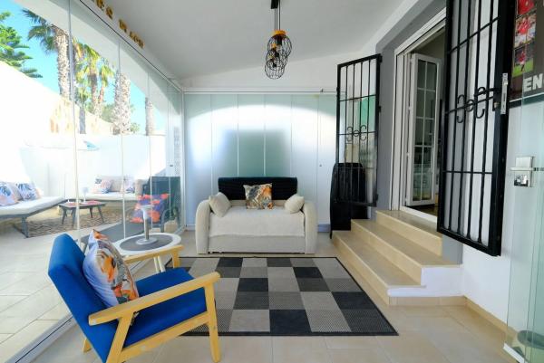 Chalet en Barrio Villamartín-Las Filipinas