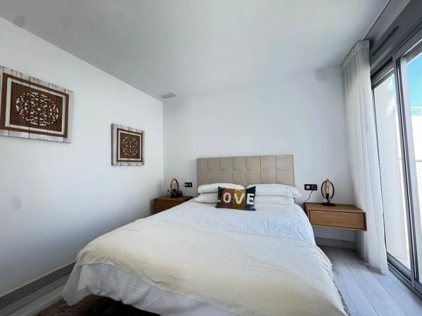 Chalet en calle Cabo Finisterre