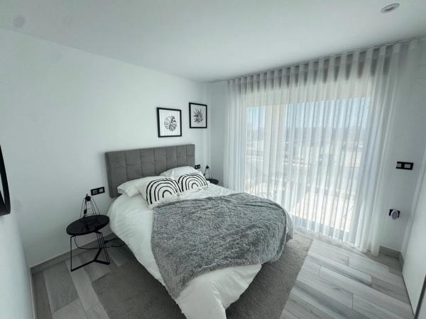 Chalet en calle Cabo Finisterre