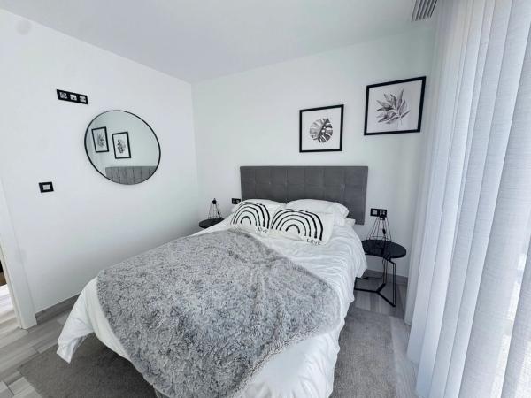 Chalet en calle Cabo Finisterre