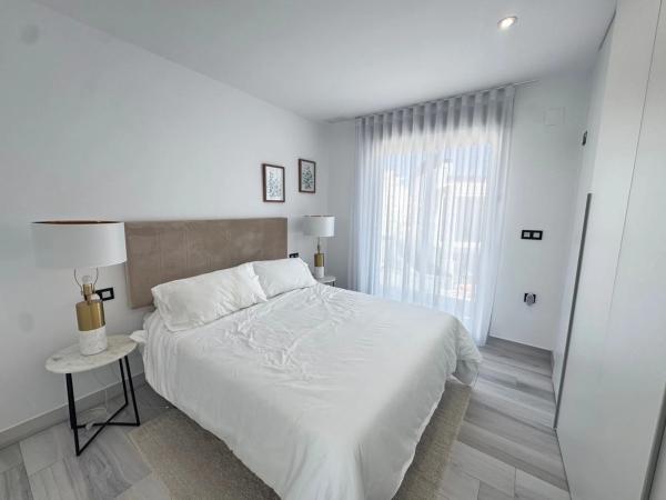Chalet en calle Cabo Finisterre