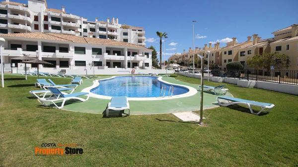 Piso en Barrio Lomas de Campoamor-Las Ramblas