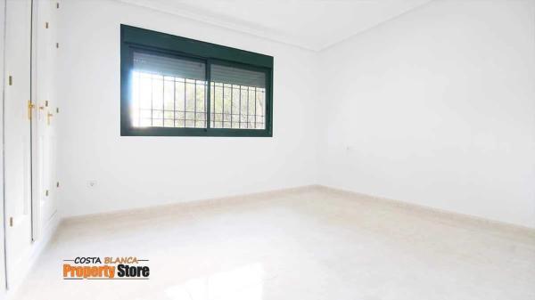 Piso en Barrio Lomas de Campoamor-Las Ramblas