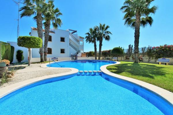 Chalet en Barrio Villamartín-Las Filipinas