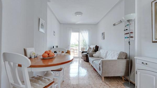 Ático en Barrio Villamartín-Las Filipinas