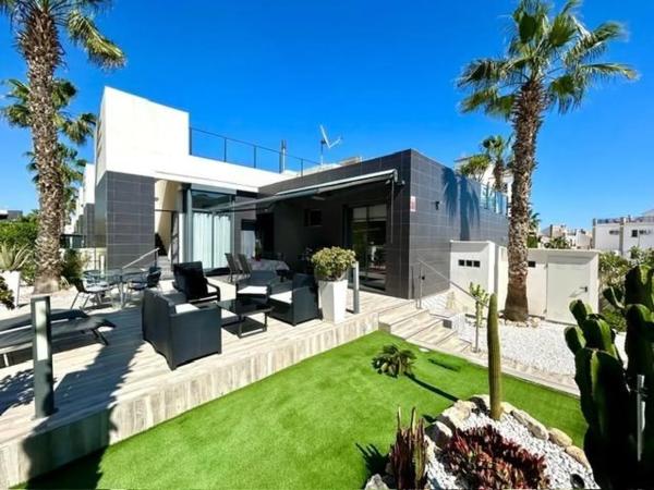 Chalet en Barrio Villamartín-Las Filipinas